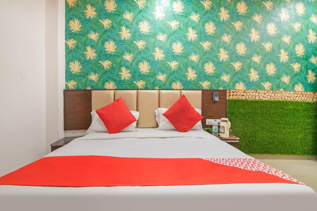 Oyo 48489 Adarsh Plaza Hotel Saharanpur Ngoại thất bức ảnh