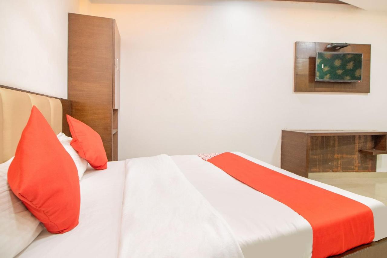 Oyo 48489 Adarsh Plaza Hotel Saharanpur Ngoại thất bức ảnh