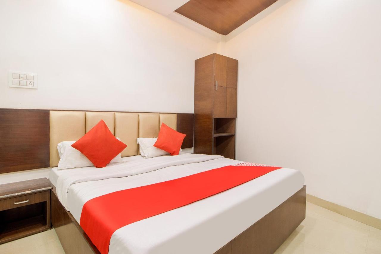 Oyo 48489 Adarsh Plaza Hotel Saharanpur Ngoại thất bức ảnh