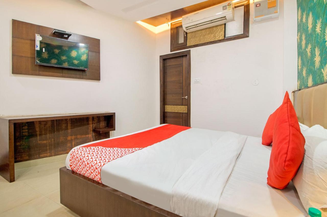 Oyo 48489 Adarsh Plaza Hotel Saharanpur Ngoại thất bức ảnh