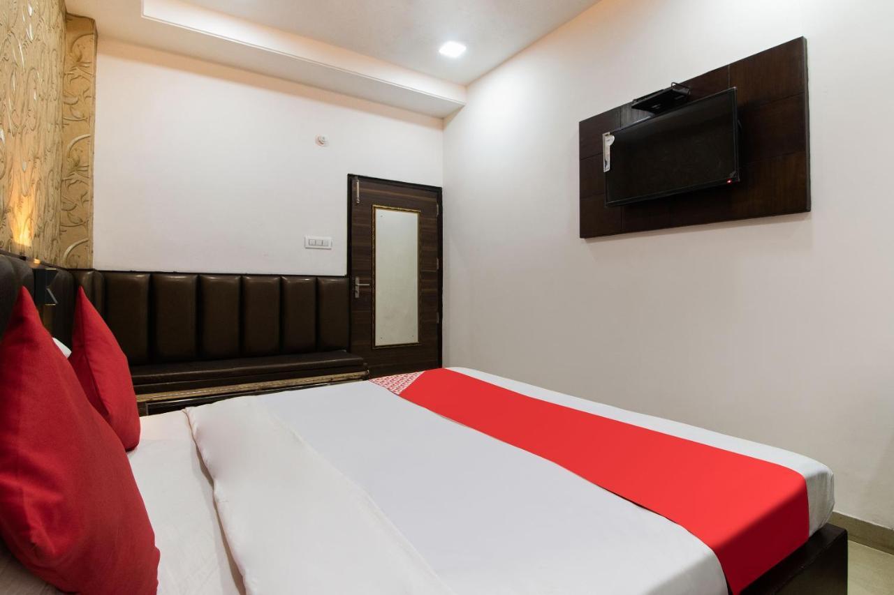 Oyo 48489 Adarsh Plaza Hotel Saharanpur Ngoại thất bức ảnh