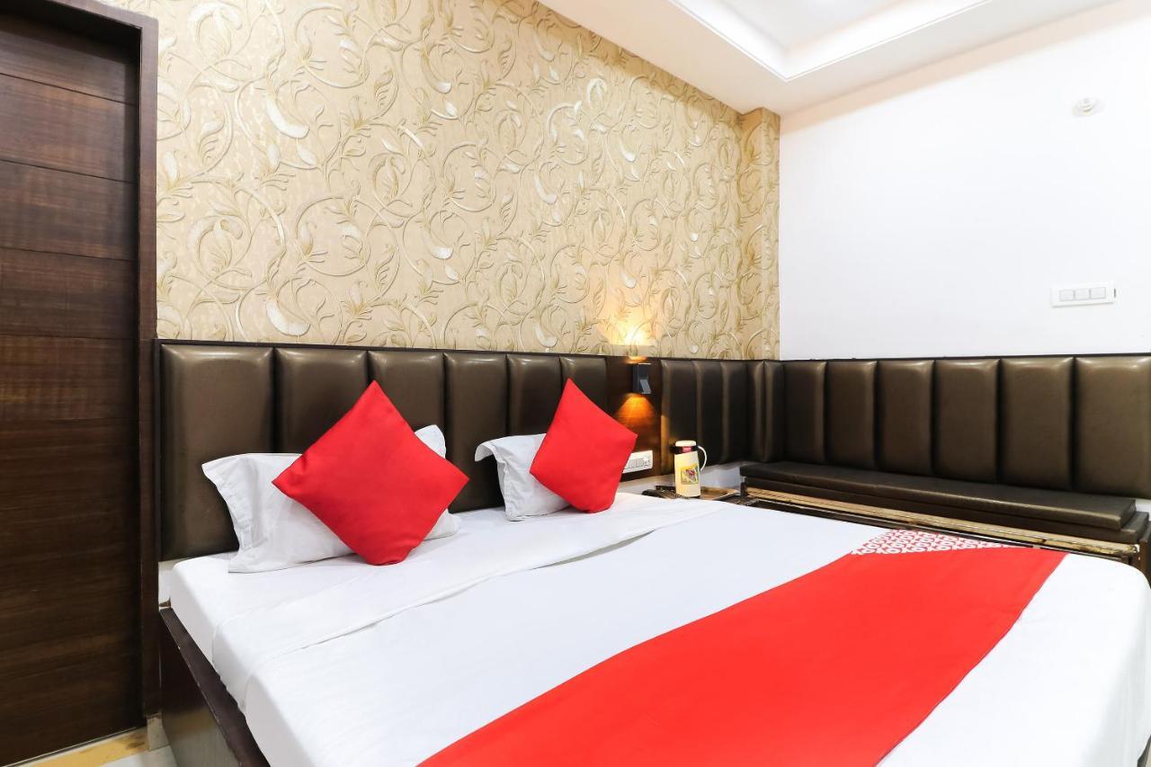 Oyo 48489 Adarsh Plaza Hotel Saharanpur Ngoại thất bức ảnh